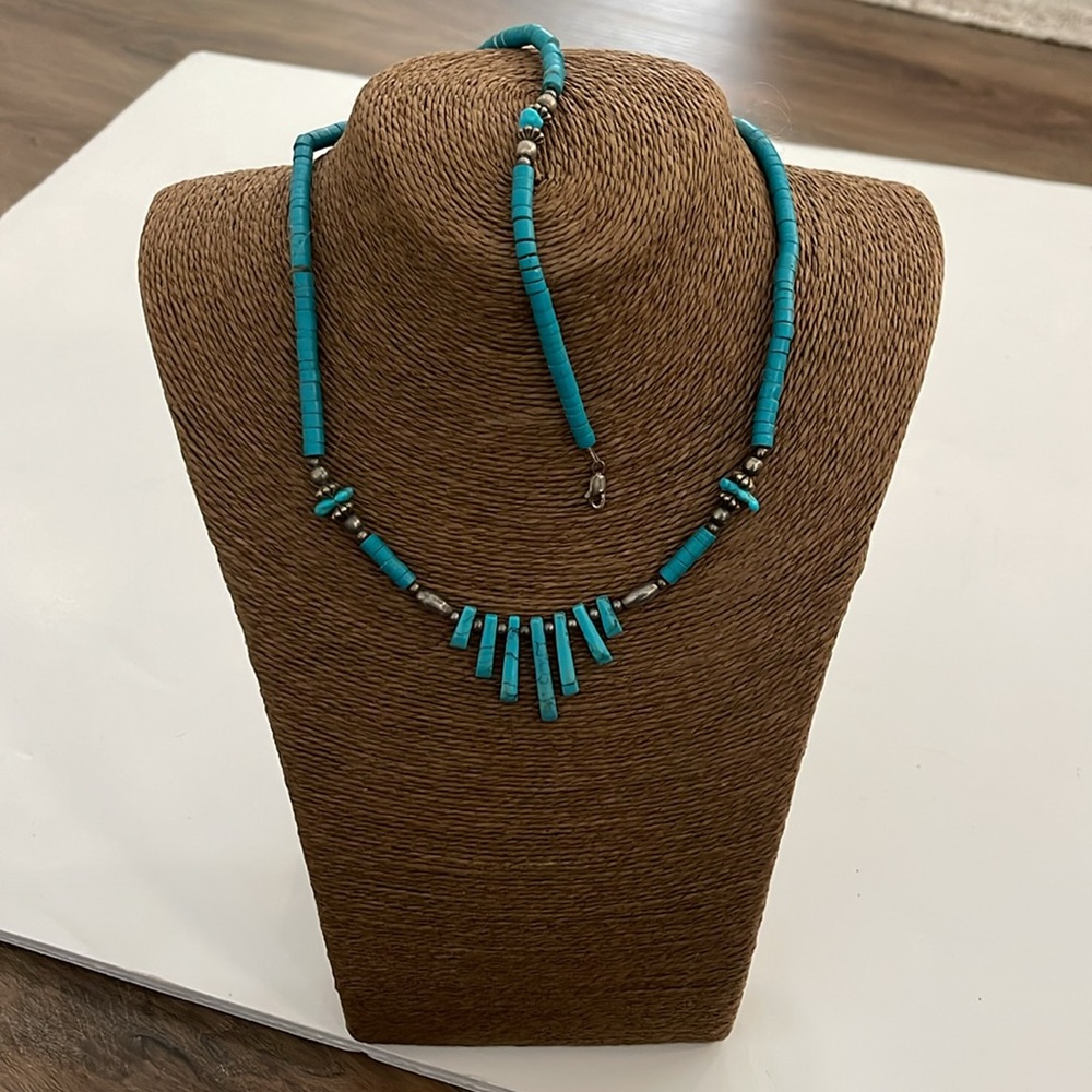 Vintage Turquoise Beaded Statement Necklace with matching bracelet - Picture 3 of 6